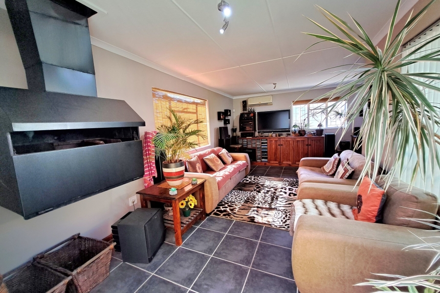 3 Bedroom Property for Sale in Worcester West Western Cape